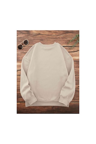 Herkesemoda Çilek Baskı Detaylı Bisiklet Yaka Sweatshirt Bej