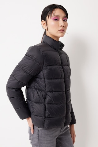 Lee Regular Fit Normal Kesim Dik Yaka Siyah Şişme Mont L222714001 Siyah