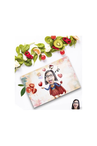 Kişiye Özel Süper Anne Karikatürlü Cam Kesme Ve Sunum Tablası 20X