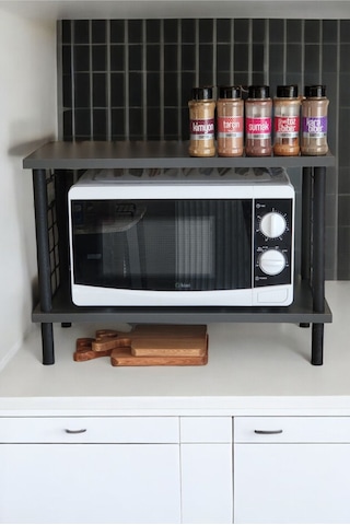 Huzurlu Mutfak Rafı Mikrodalga Rafı Tezgah Üstü Raf Baharatlık 2 Raflı Düzenleyici Kanca Hediyeli Antrasit