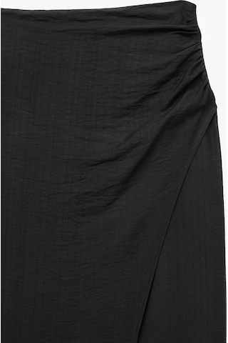 Koton Slim Fit Viskon Kruvaze Yırtmaç Detaylı Midi Etek Siyah 7wak70040pw