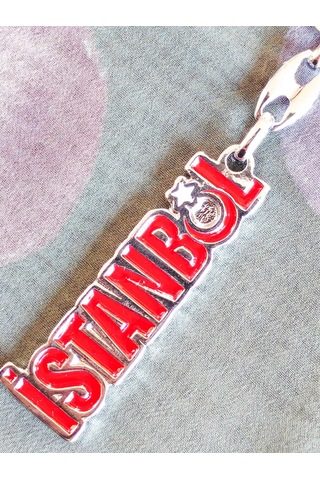 Moncuk Design Kırmızı İstanbul Yazan Metal Anahtarlık