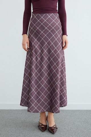 Fullamoda Ekose Desenli Maxi Boy Saten Etek Kahve