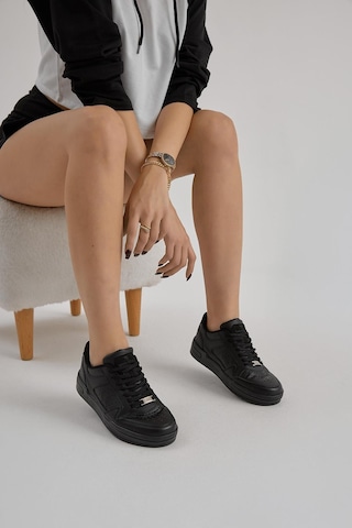 Tonny Black Poli Taban Bağcıklı Günlük Unisex Siyah Spor Ayakkabı Tba240 Siyah