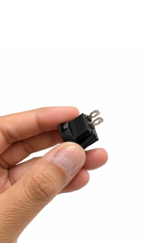 Yuvarlak Anahtar On-off 2 Pin 23 Mm Siyah Işıksız 50 Adet Aç Kapa Switch Mini Buton 6a 220v Ac - 10a 125v Ac