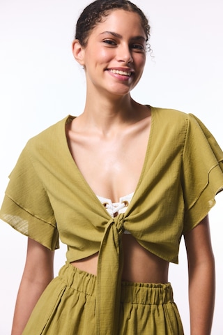 Penti Yağ Yeşili Peek Bağlama Detaylı Crop Top Üst