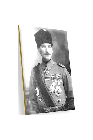 Cakasepetim Atatürk Kalpaklı Madalyalı Ahşap Mdf Tablo