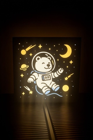 Sevimli Uzaydaki Ayı Çocuk Gece Lambası Çok Renkli
