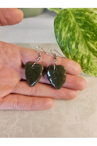 El Yapımı Polimer Kil Küpe - Paslanmaz Çelik Aparatlı Haki Yeşili Zeytin Yaprağı Sallantılı Küpe Olive Leaf Koyu Yeşil