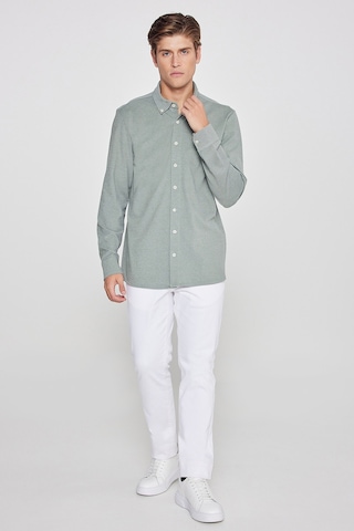 AC&Co / Altınyıldız Classics Erkek Hakı Pamuklu Tailored Slim Fit Dar Kesim Düğmeli Yaka Örme Gömlek Haki