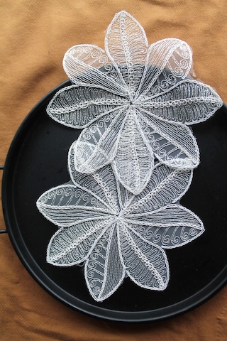 6 Adet Fransız Tarzı Modern Krem Simli Rüzgar Gülü Bardak Altlığı Beyaz