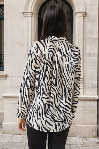 WeShaya Beyaz Zebra Desenli, Rahat Kalıp Gömlek Beyaz