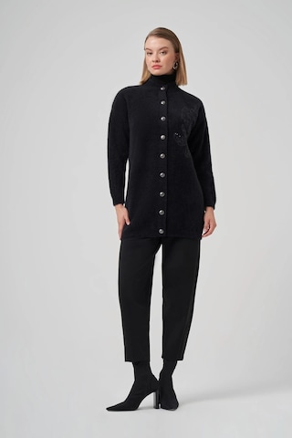 Nuss 7007 Yan Nakış İşlemeli Hırka - Siyah Siyah