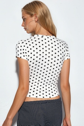 Hiccup Bdart Kadın Puantiyeli Slim Fit Bisiklet Yaka Tişört Tozlu Beyaz