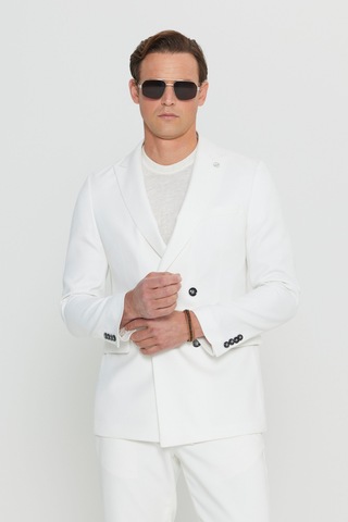 Erkek Ekru Slim Fit Dar Kesim Kırlangıç Yaka Kapak Cepli Blazer Ceket Ekru
