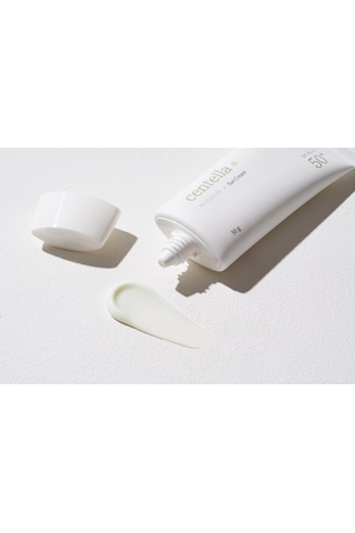 Mixsoon Centella Besleyici ve Nemlendirici Güneş Kremi SPF50+ 5 ML