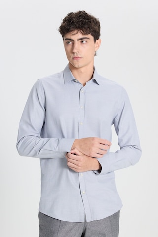 Erkek Beyaz Lacı Pamuklu Slim Fit Dar Kesim Klasik Yaka Armürlü Gömlek Beyaz Lacı
