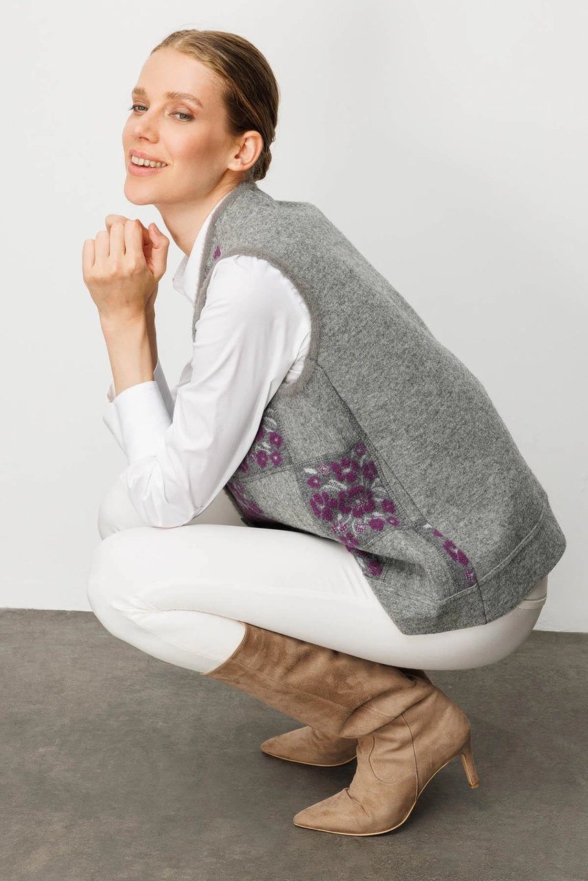 Desen Triko Kadın Pıtırcık Çiçekli Patchwork Keçe Yün Yelek Y.füme A.mor Y.füme A.mor