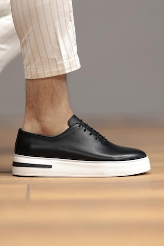 Shoetyle - Siyah Deri Bağcıklı Erkek Günlük Ayakkabı 610-1005-1350 Siyah