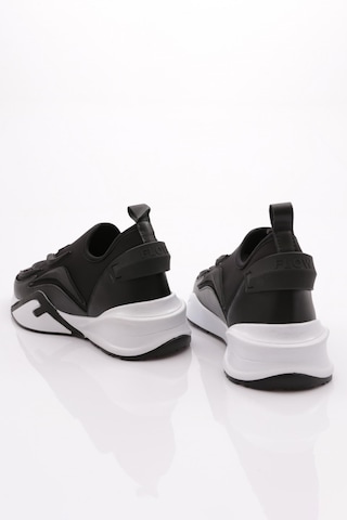 Dgn 0392 Kadin Arkasi Yazili Spor Ayakkabi 0392-2252-R11643 Siyah