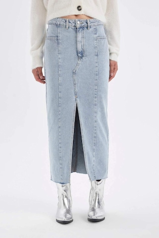 Defacto Fashion Fit Yırtmaçlı Uzun Boy Jean Etek D4419AX24AUNM39 Mavi