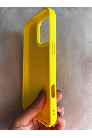 Apple Uyumlu iPhone 16 Pro Logolu İçi Kadife Silikon Lansman Kılıf