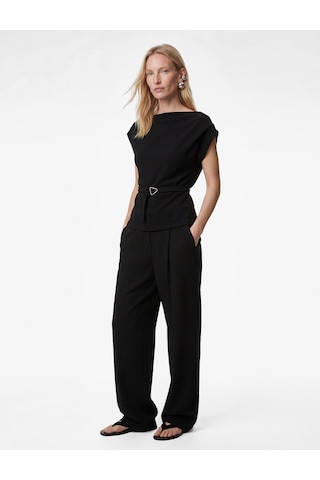 Koton Scuba Kumaş Slim Fit Kemerli Omzu Açık Kayık Yaka Kolsuz Bluz Siyah 6sak70006uk