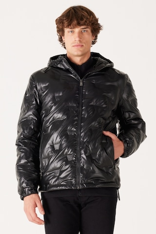 Wrangler Regular Fit Normal Kesim Kapüşonlu Siyah Şişme Mont W232274001 Siyah