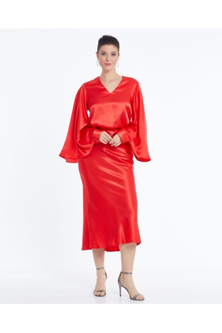 Kadın Saten Görünümlü Bluz Geniş Kol Detaylı Ve Zarif Tasarım Koral