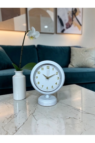 Büro Ev Ofis Hediyesi İçin 20x25cm Beyaz Metal Gold Detaylı Masa Saati Diğer