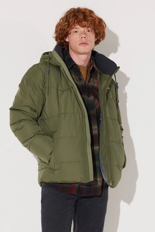 Lee Kapüşonlu Regular Fit Zeytin Erkek Mont L88Bnya61 Yeşil