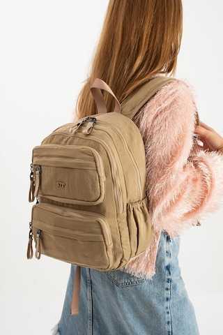 Yumuşak Dokulu Ultra Hafif, Esnek Ve Su Geçirmez Polyamid Kumaş Sırt Çantası Vizon Model: 571-13-14a Vizon