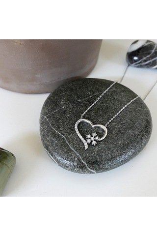 Chavin Kalp Kartanesi Kar Tanesi Zirkon Taşlı Gümüş Kolye Ct34