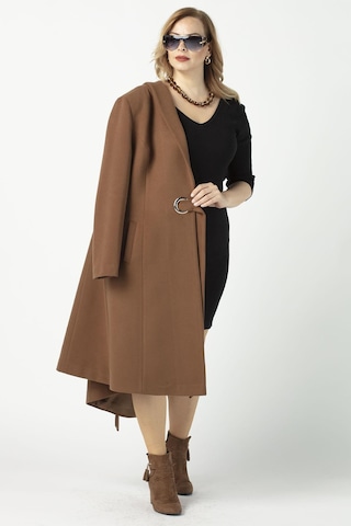 Moda Berray 932 Kadın Camel Şal Yaka Kuşaklı Toka Detaylı Kaşe Kaban Camel
