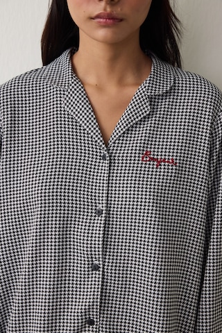 Penti Siyah Bonjour Ekoseli Nakış Detaylı Gömlek Yaka Pijama Takımı Pnwv2nwn25sk-bk3 Siyah