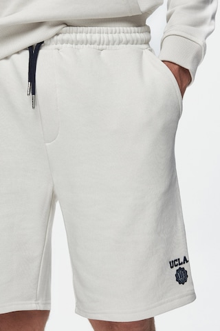Ucla Randy Bej Baskılı Baskılı Standard Fit Erkek Örme Şort Siyah