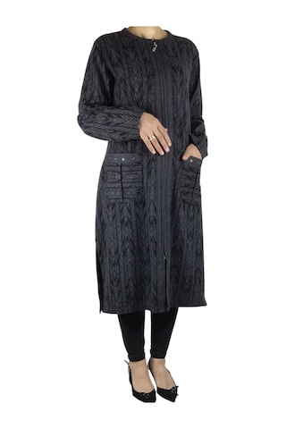 Kadın Önü Fermuarlı Üstten Cepli Kalın Kap Siyah