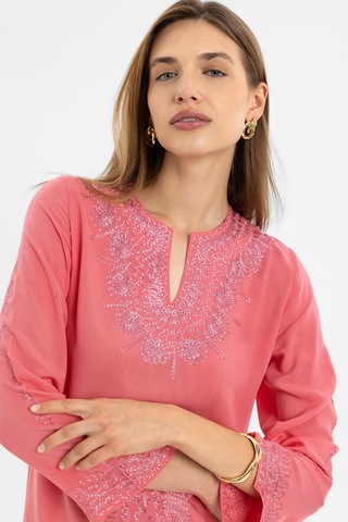 Pembe İşlemeli Uzun Kollu Astarsız Pamuklu Kısa Elbise-pembe