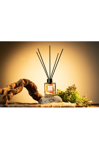 Volkan Ates Natural & Beauty Bambu Çubuklu Oda Kokusu Amber 110 ML