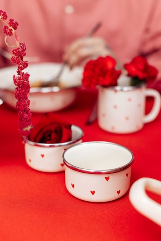 Cupid Emaye 4 Lü Kapaklı Kase Çerezlik, Kahvaltılık, Reçellik, Zeytinlik, Sunumluk Seti 8cm 200 Ml Krem - Kırmızı