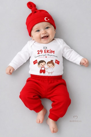 Babyden's İlk 29 Ekim Cumhuriyet Bayramım Baskılı 3'lü Bebek Takımı 100 Pamuk Uzun Kollu Çıtçıtlı Body Pantolon Bere Seti Beyaz - Kırmızı