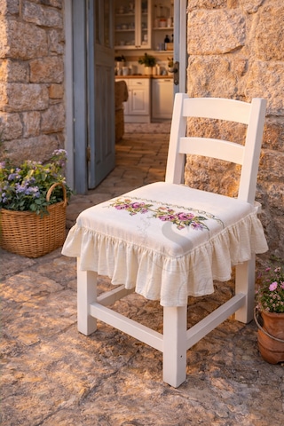 Romantik Ege Mor Gül Kanaviçe Nakışlı Fırfırlı Sandalye Minderi Çok Renkli