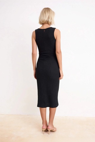 Benerly Kadın Kolsuz Bisiklet Yaka Midi Bodycon Gofre Dokulu Astarlı Örme Siyah