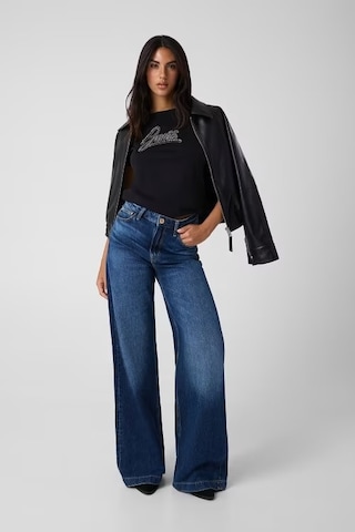 Guess Embro Regular Fit Kadın T-shirt W6bı21k6040 Siyah
