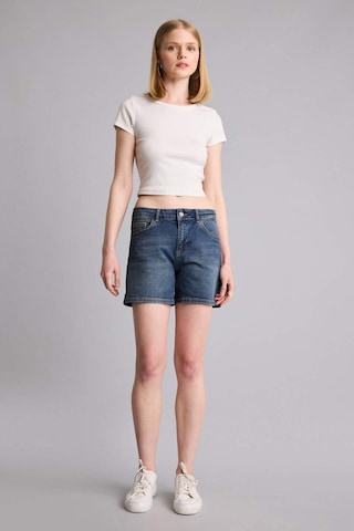 Defacto Slim Fit Normal Bel Şort H6236ax26smnm28 Mavi-nm28