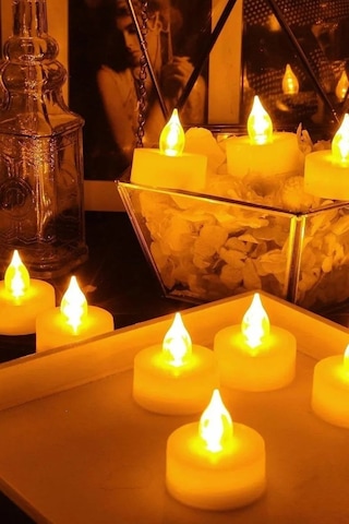 Led Mum 4 Adet Ledli Mum Model Işıklı Tealight Mum Pilli Beyaz