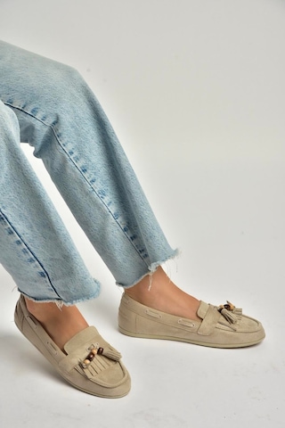 Fox Shoes Y602347002 Bej Süet Püsküllü Kadın Günlük Ayakkabı Bej
