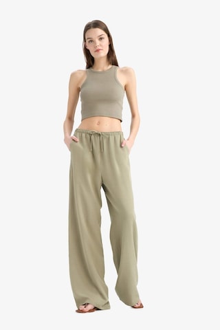 DeFacto Keten Karışımlı Palazzo Pantolon Wide Leg Geniş Bol Paça Üç Cepli Normal Bel Basic Düz Standart Boy C4545AX25SPKH459