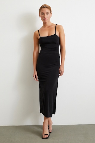 Yanı Büzgülü Askılı Elbise Yırtmaçlı Siyah Siyah