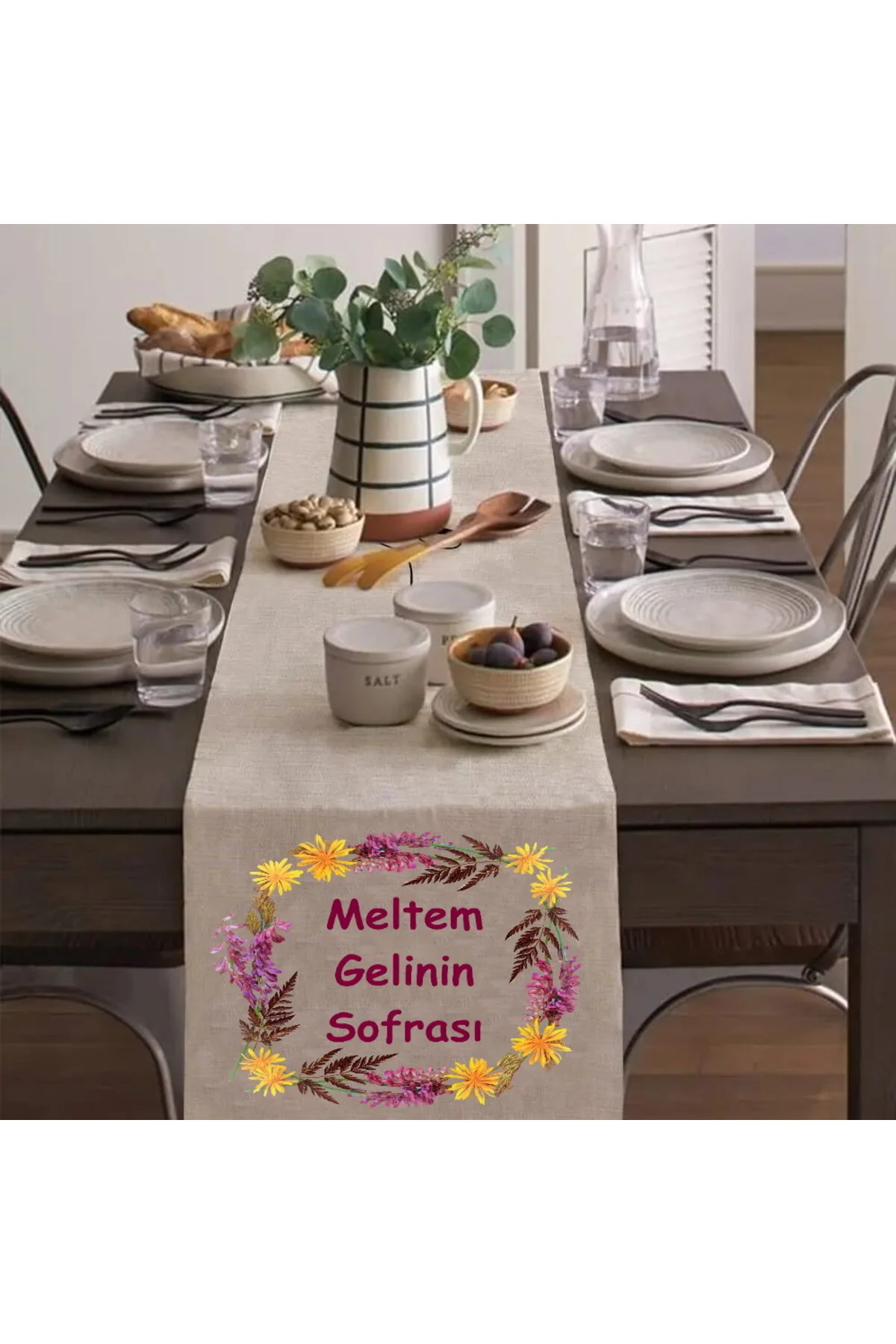 Kişiye Özel Yazılı Çelenk Tasarımlı Runner, Runer, Masa Örtüsü, Sofranıza Zarafet Katın Runner Çok Renkli